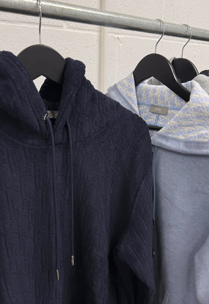 <strong>Dior</strong>