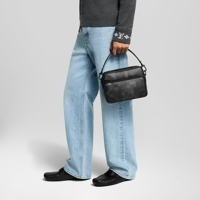 Nil Messenger Bag