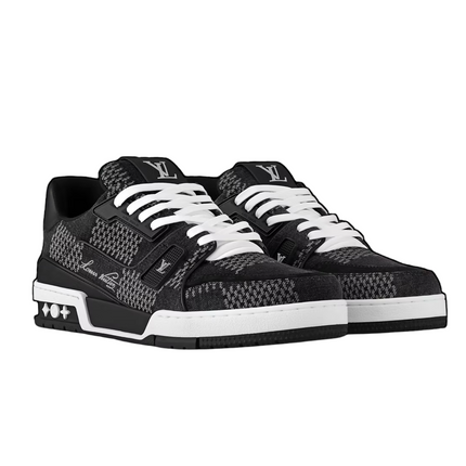 54 Trainer